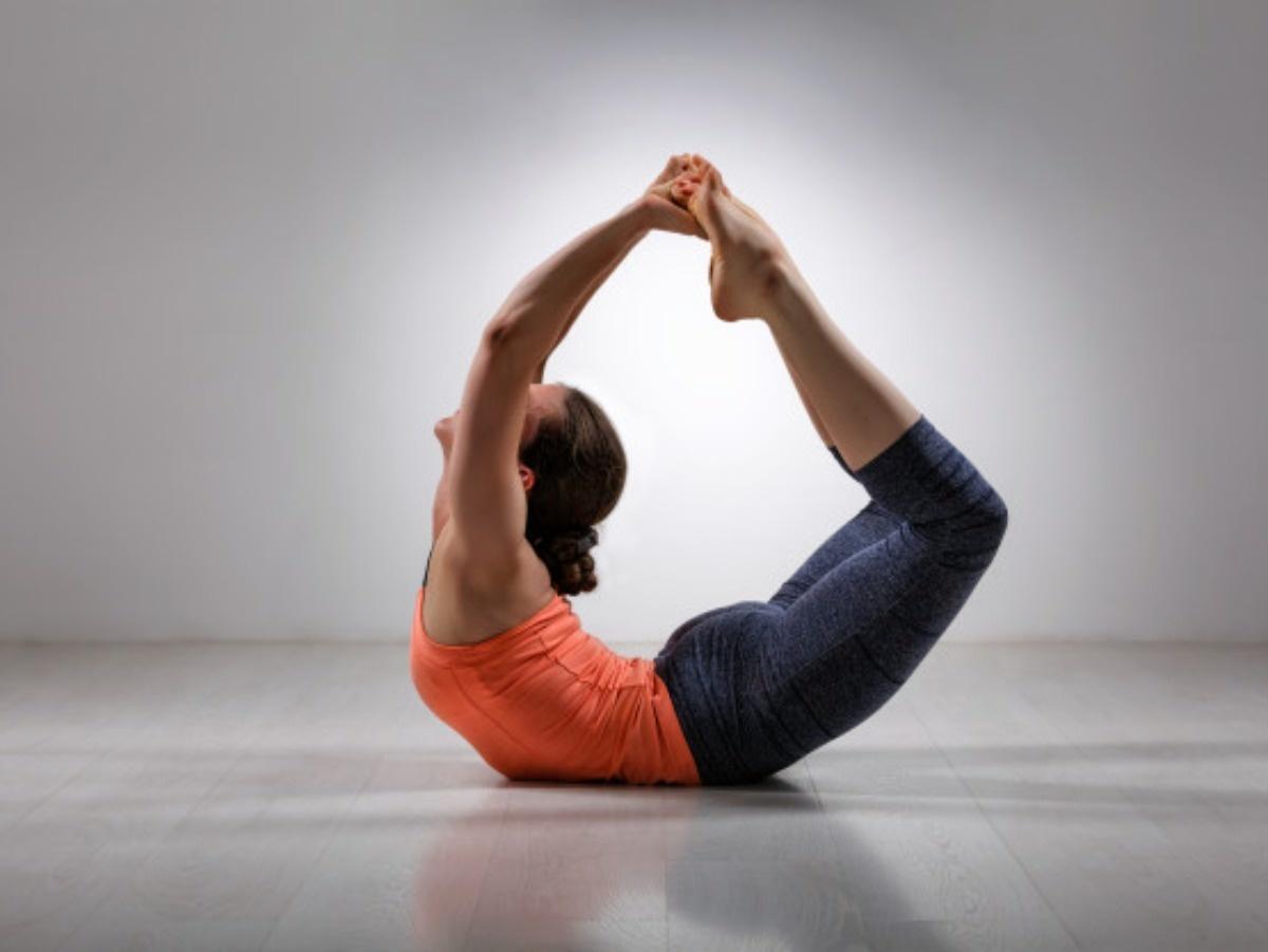 Dhanurasana-yoga-pose